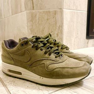 Nike Air Max 1 Premium - Olive